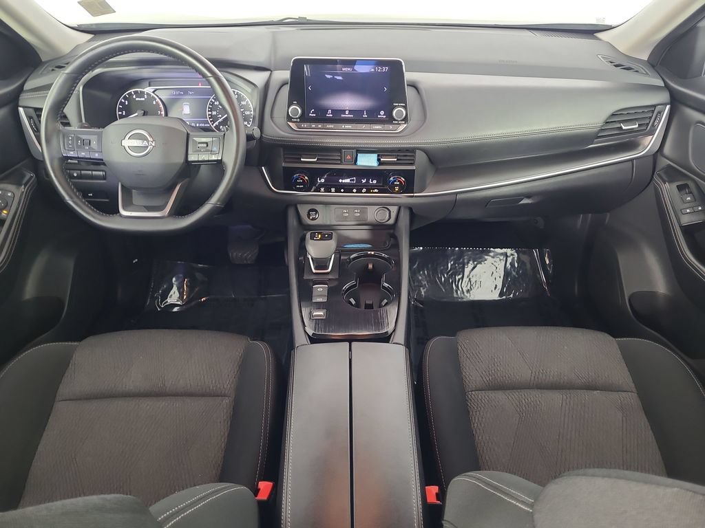 Used 2025 Nissan Rogue SV FWD image 23