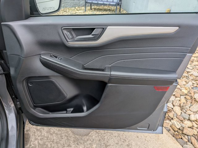 Certified 2022 Ford Escape SE w/ Convenience Package FWD image 34