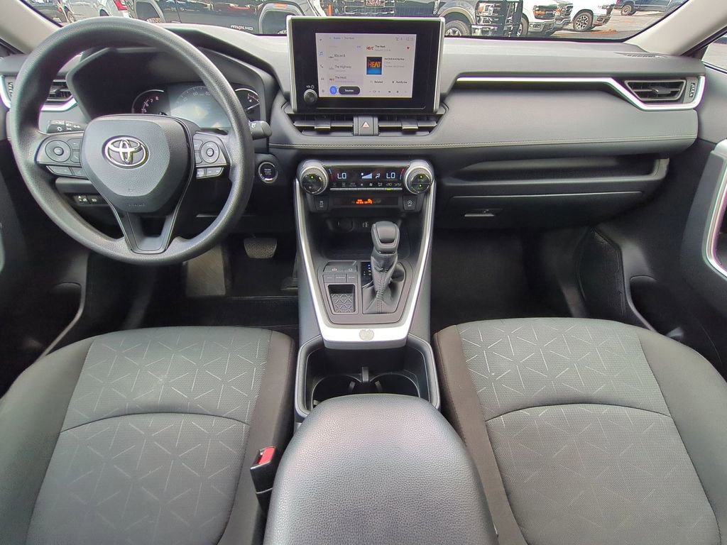 Used 2024 Toyota RAV4 XLE image 19