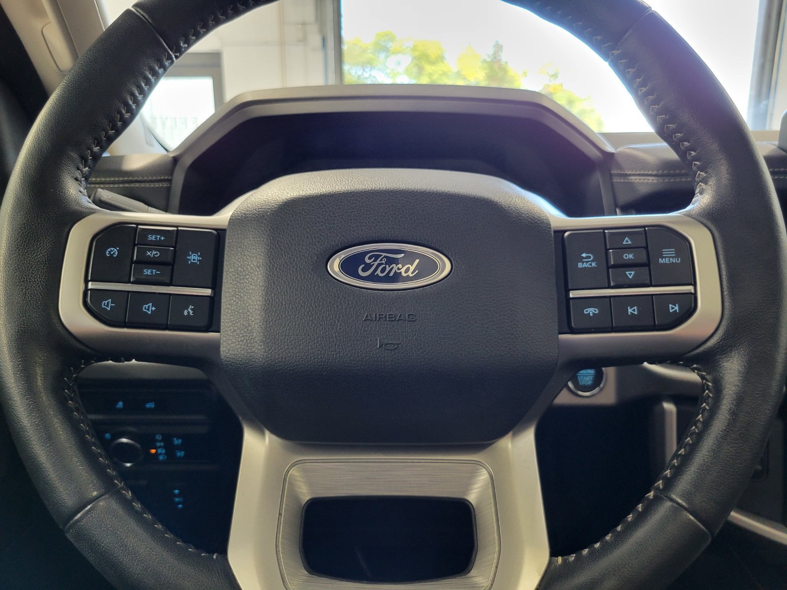 Certified 2024 Ford Expedition XLT AWD/4WD image 13
