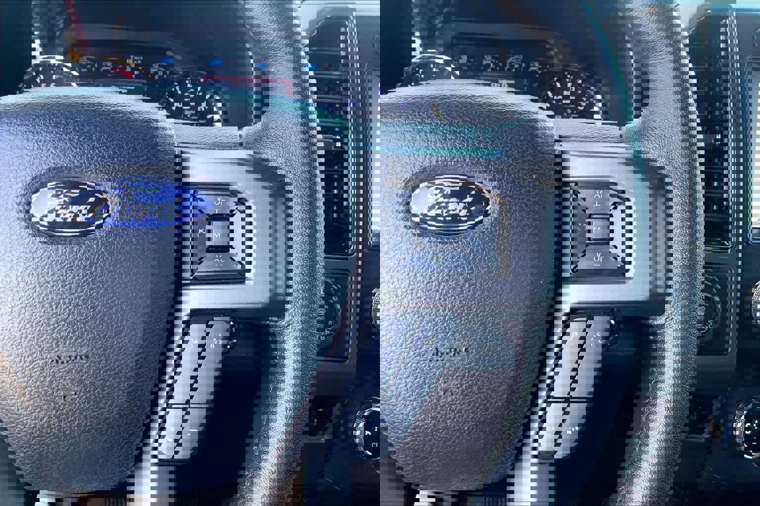 Certified 2019 Ford Expedition XLT w/ Equipment Group 202A image 24