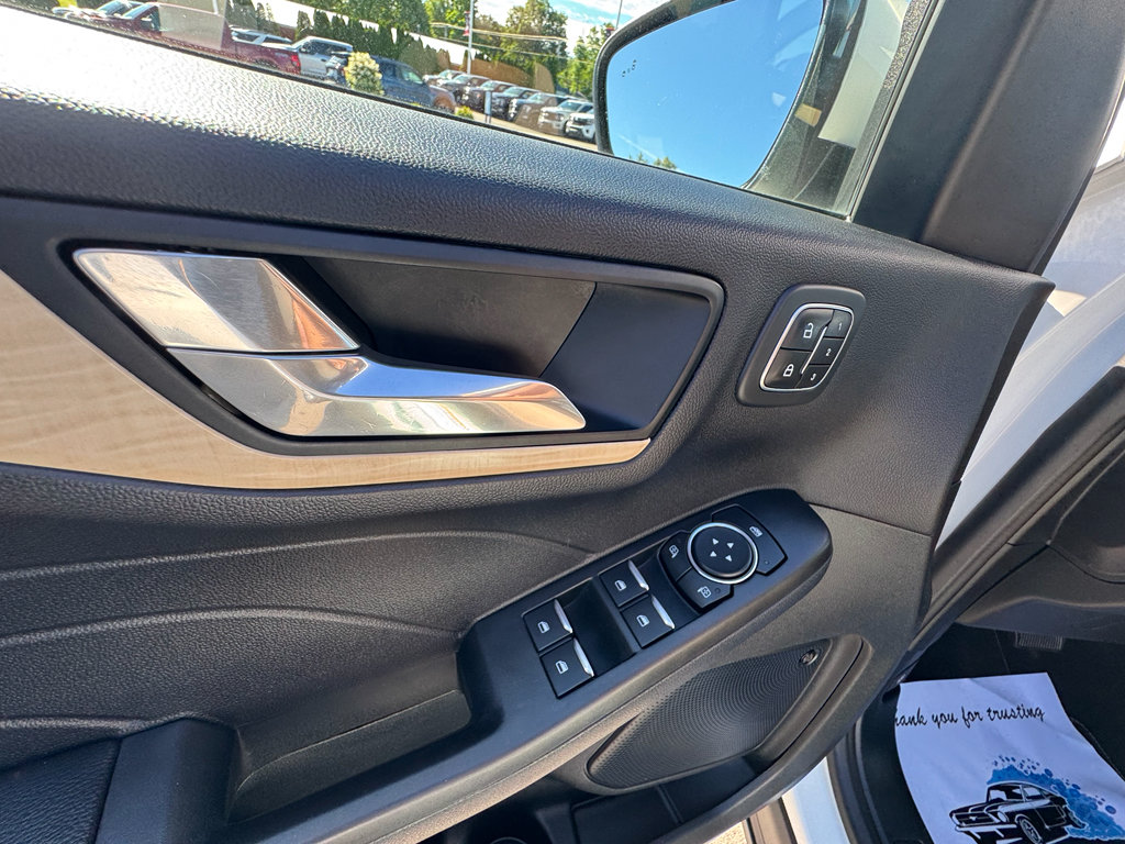Certified 2021 Ford Escape Titanium w/ Titanium Elite Package AWD/4WD image 34
