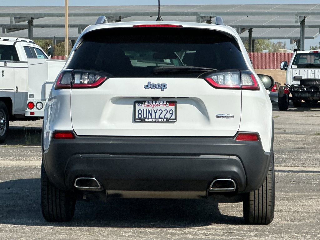 Used 2019 Jeep Cherokee Latitude w/ Cold Weather Group image 4