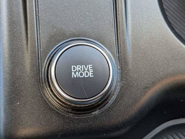 Certified 2025 Ford Explorer Active RWD image 25