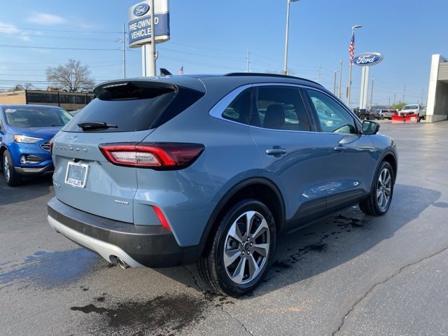 Certified 2024 Ford Escape Platinum image 3