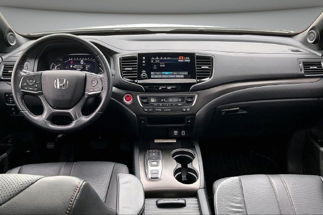 Used 2022 Honda Passport TrailSport image 7