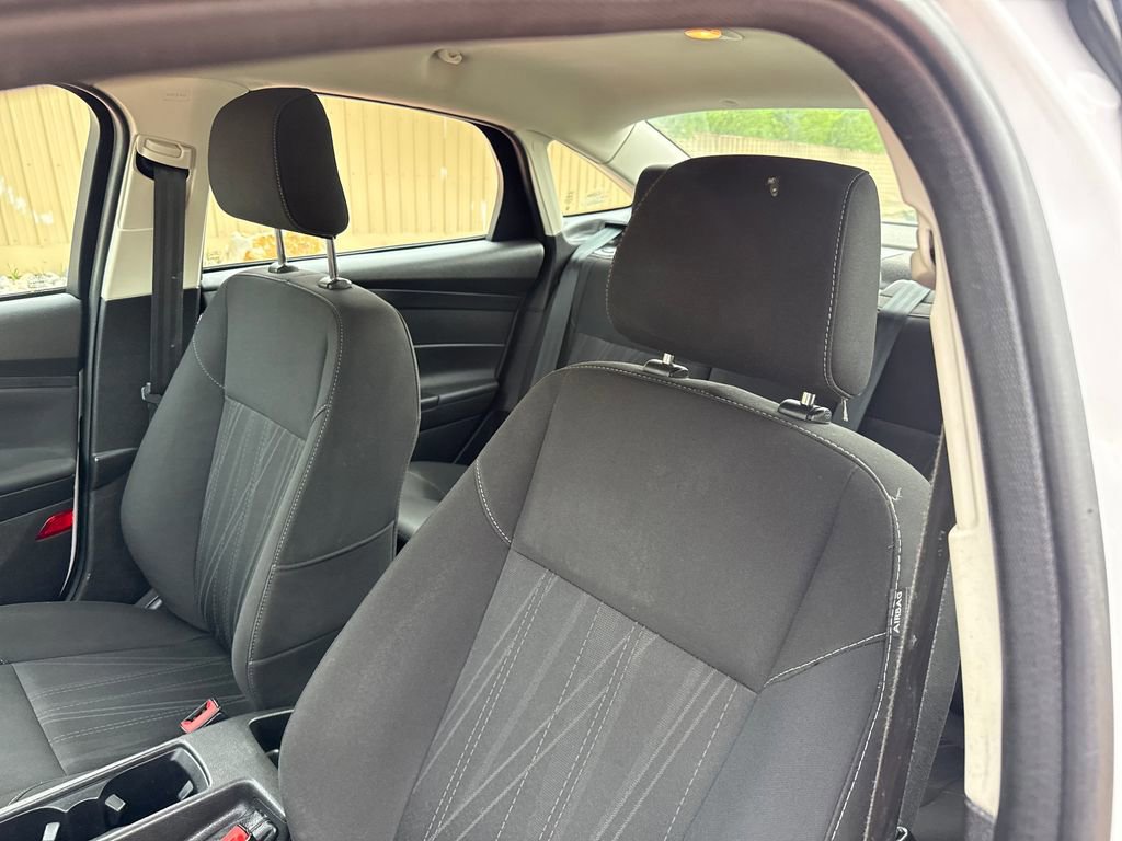 Certified 2018 Ford Focus S FWD image 13