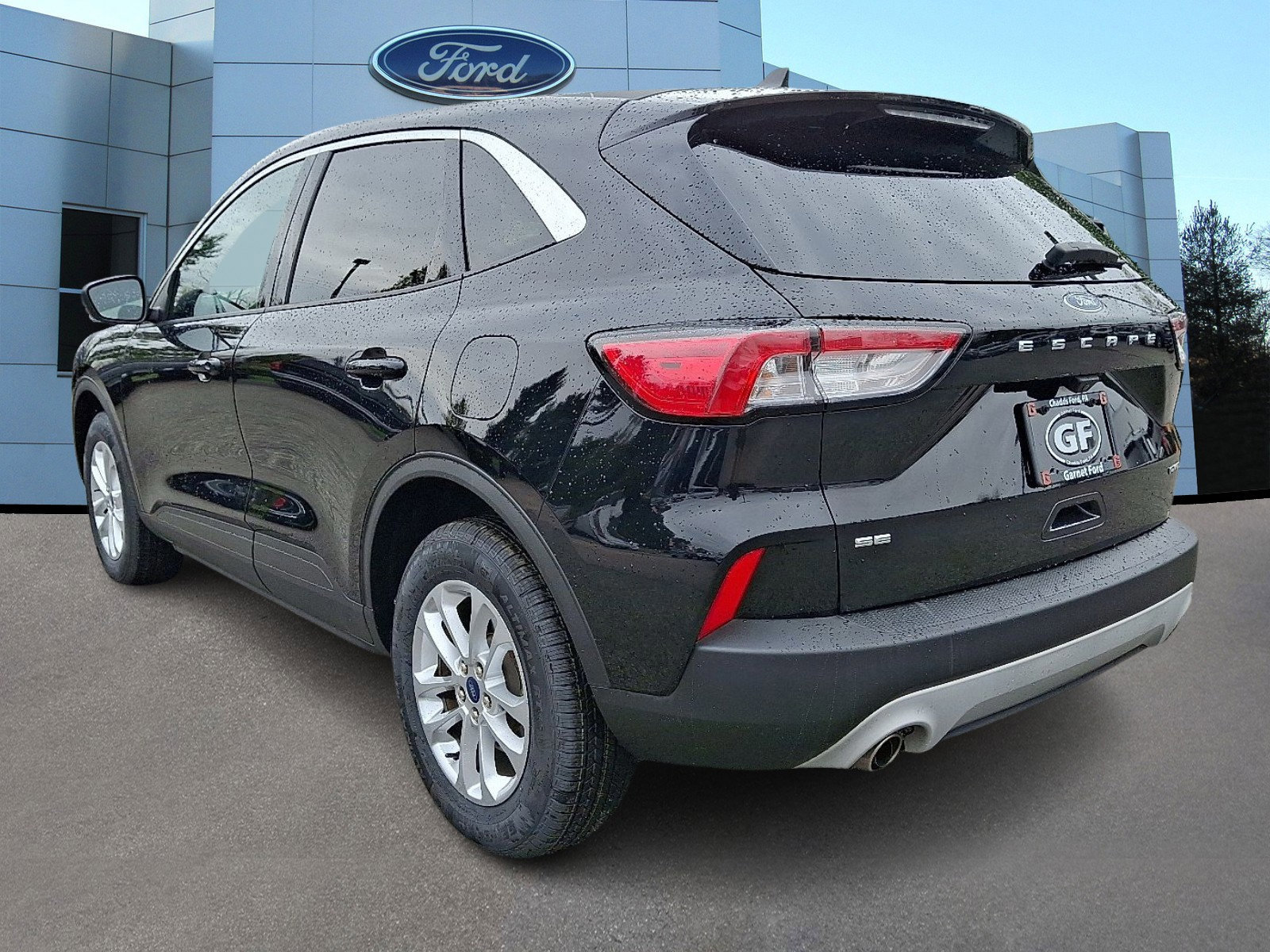 Certified 2022 Ford Escape SE w/ Convenience Package image 2