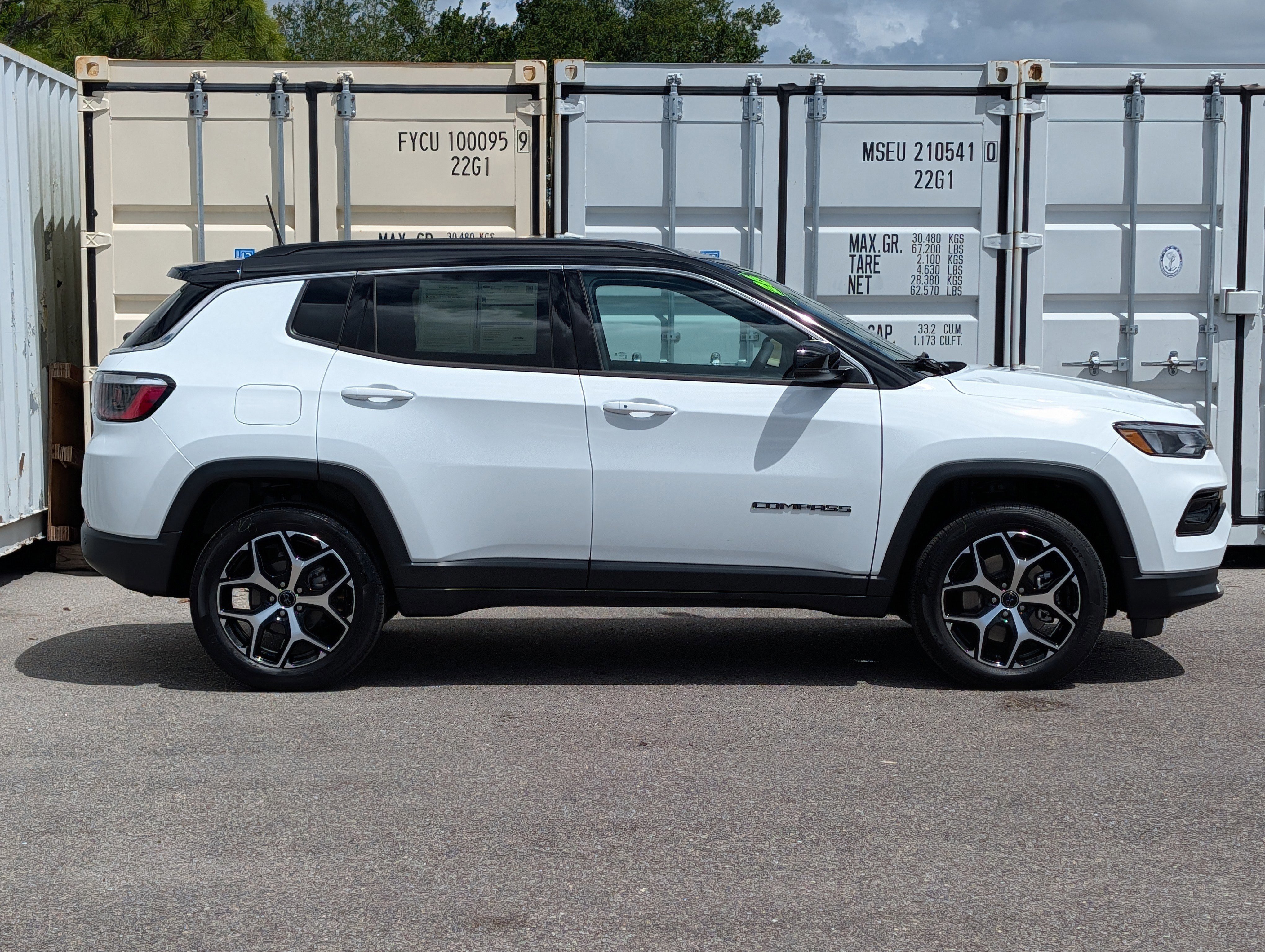 Used 2026 Jeep Compass Limited image 6