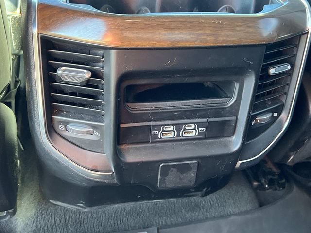 Used 2022 RAM 1500 Laramie AWD/4WD image 13