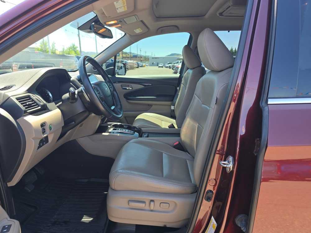 Used 2018 Honda Pilot Touring image 9