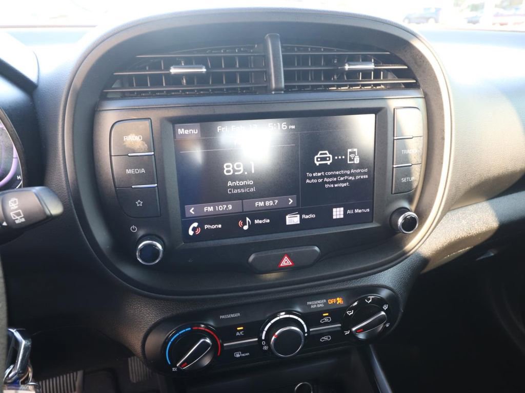 Used 2025 Kia Soul LX w/ LX Technology Package image 19
