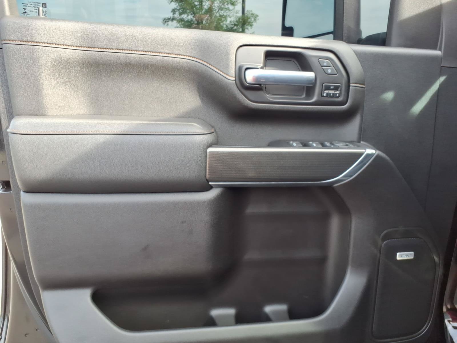 Used 2023 GMC Sierra 2500 AT4 w/ AT4 Premium Plus Package AWD/4WD image 12