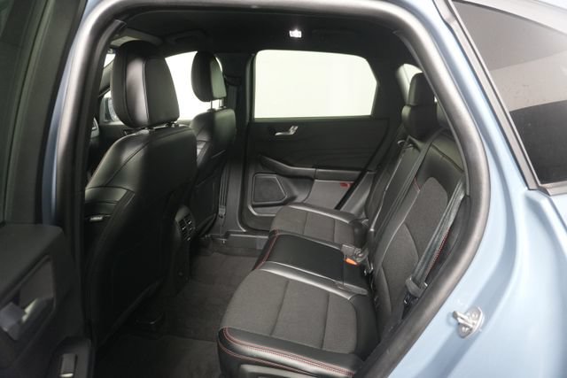 Certified 2025 Ford Escape ST-Line Select AWD/4WD image 22