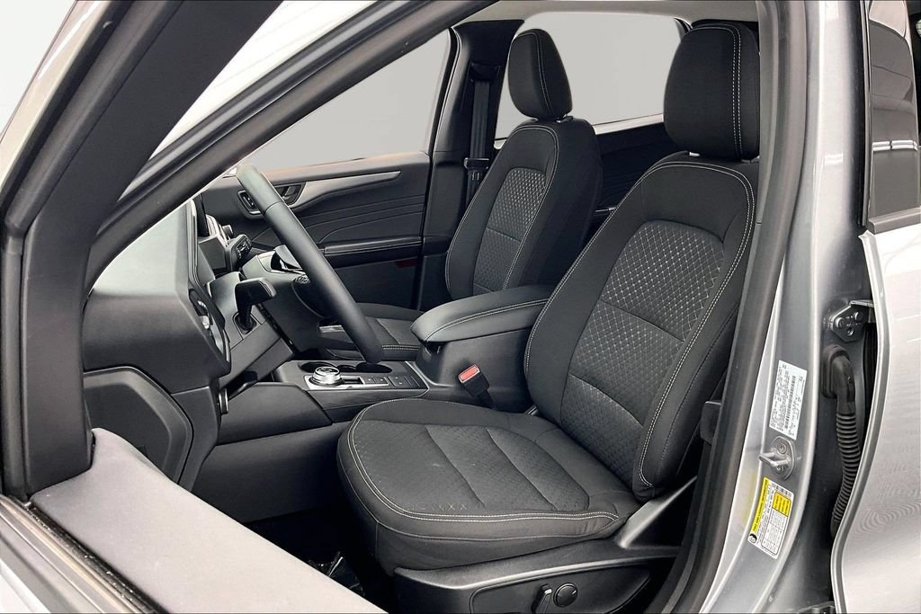 Certified 2023 Ford Escape Active AWD/4WD image 25
