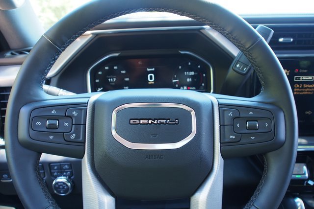 Used 2024 GMC Sierra 2500 Denali w/ Technology Package AWD/4WD image 23