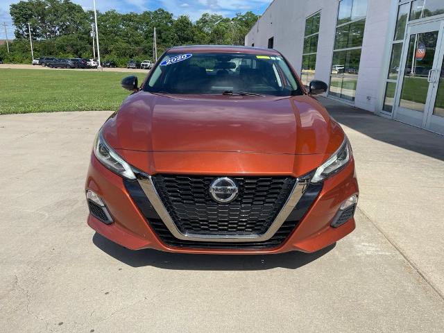 Used 2020 Nissan Altima 2.5 SR w/ Premium Package FWD image 3