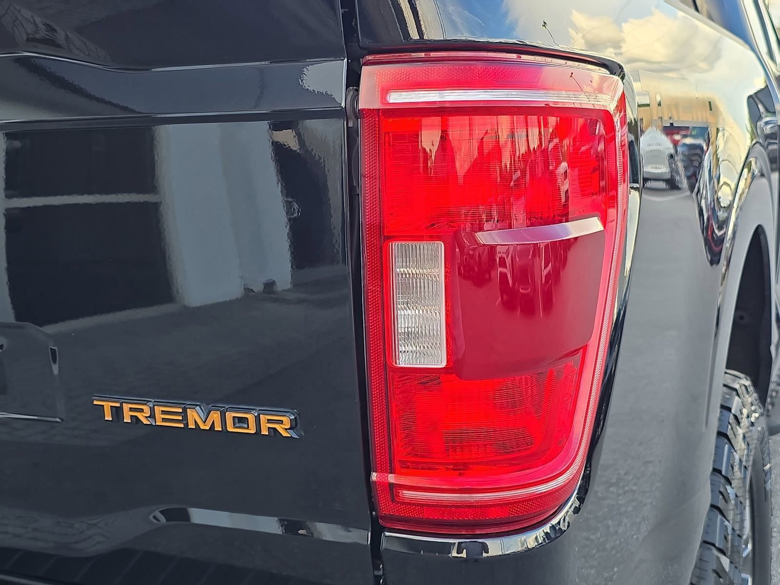 Certified 2022 Ford F150 Tremor w/ Equipment Group 401A Mid image 11