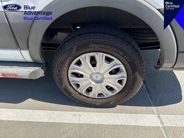 Certified 2017 Ford Transit 250 130 Low Roof w/ Exterior Upgrade Package RWD image 8