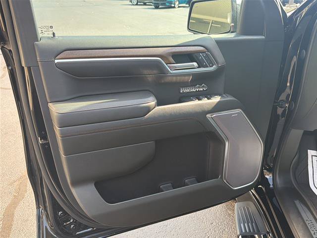 Used 2022 Chevrolet Silverado 1500 High Country w/ High Country Premium Package AWD/4WD image 13