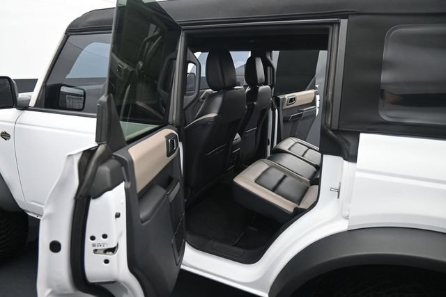 Certified 2024 Ford Bronco Wildtrak AWD/4WD image 16