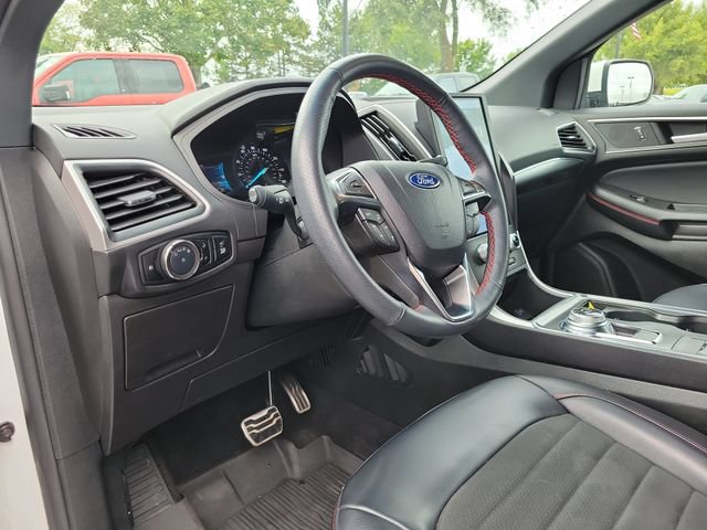 Certified 2024 Ford Edge ST-Line AWD/4WD image 10