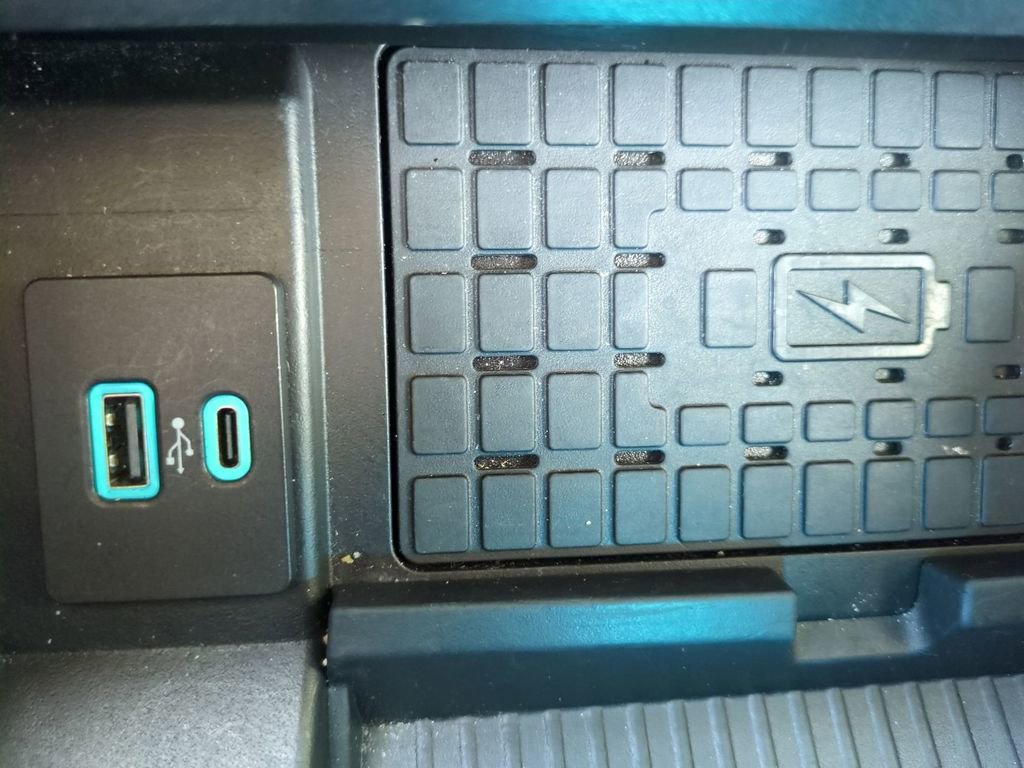 Certified 2024 Ford Expedition XLT image 27