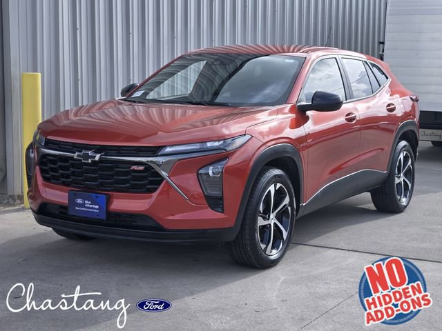 Used 2024 Chevrolet Trax RS w/ Driver Confidence Package image 7