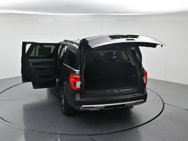 Certified 2024 Ford Expedition XLT RWD image 48
