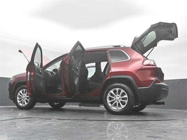 Used 2019 Jeep Cherokee Latitude w/ Cold Weather Group image 56