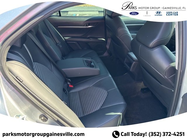 Used 2024 Toyota Camry SE image 13