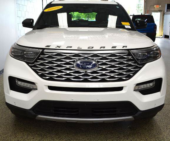 Certified 2020 Ford Explorer Platinum w/ Premium Technology Package AWD/4WD image 6