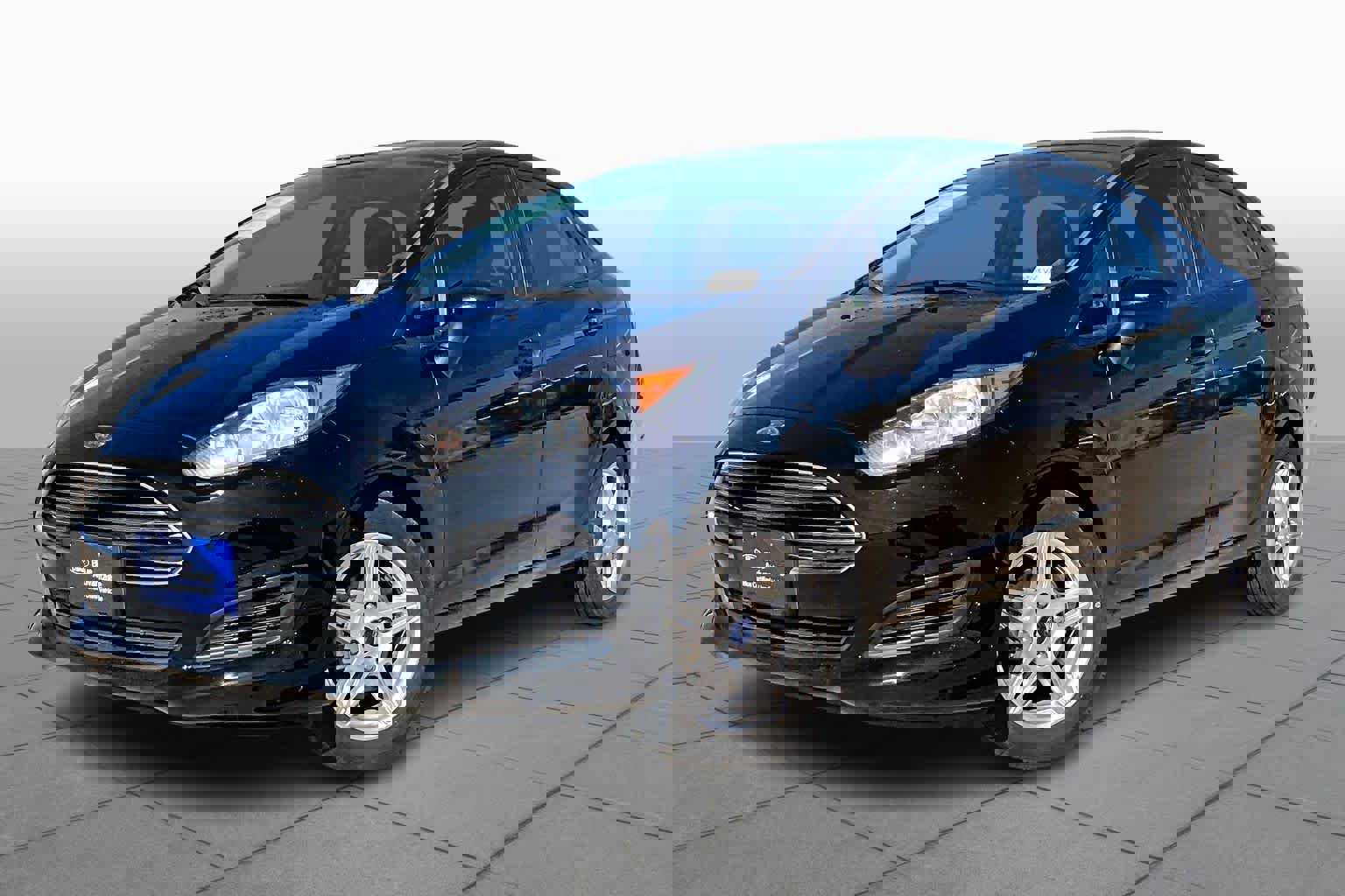 Certified 2017 Ford Fiesta SE image 6