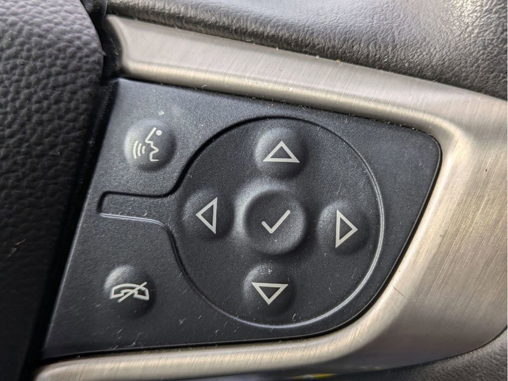 Used 2020 GMC Canyon Denali image 17