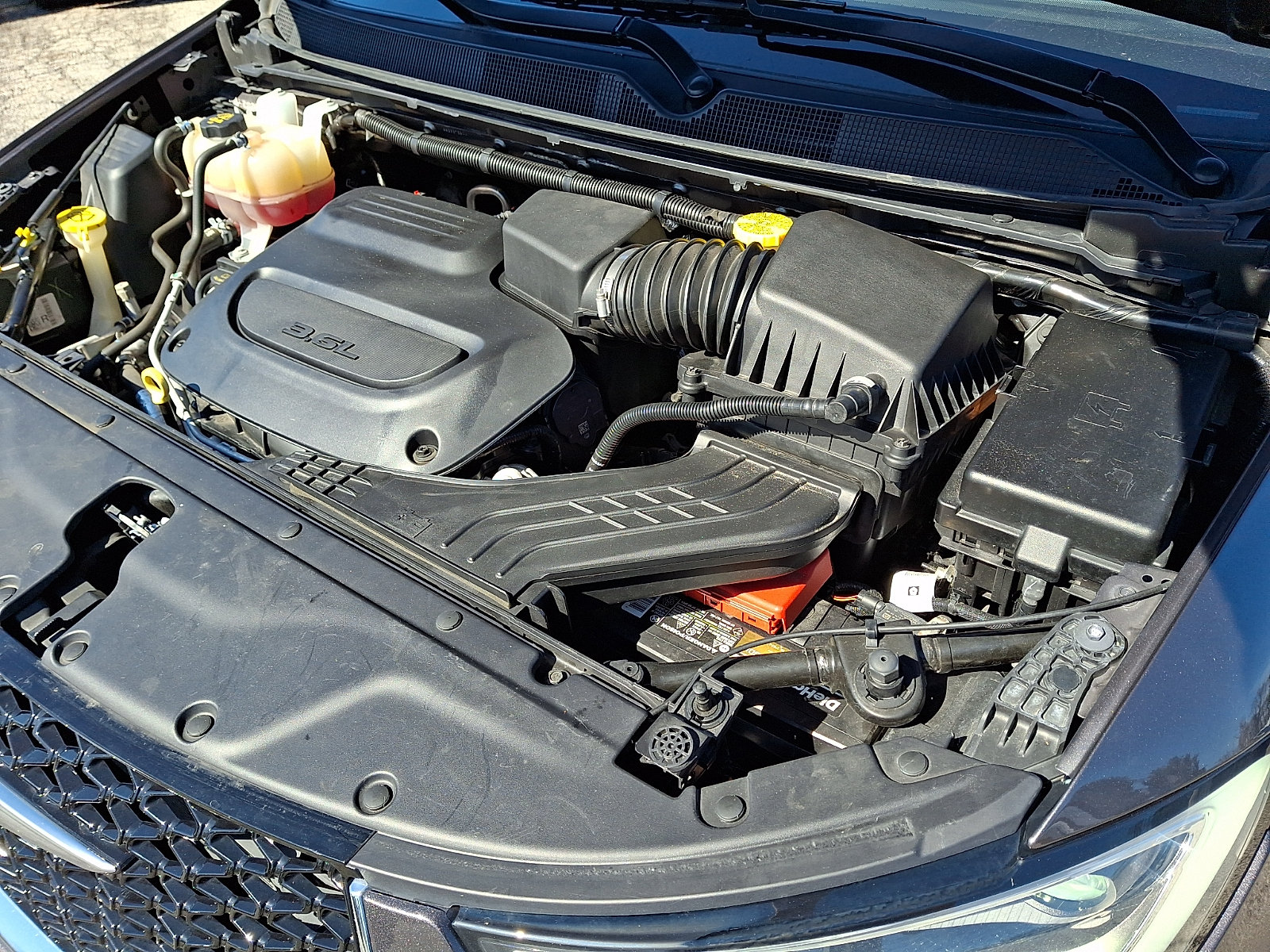 Used 2023 Chrysler Pacifica Touring-L FWD image 30
