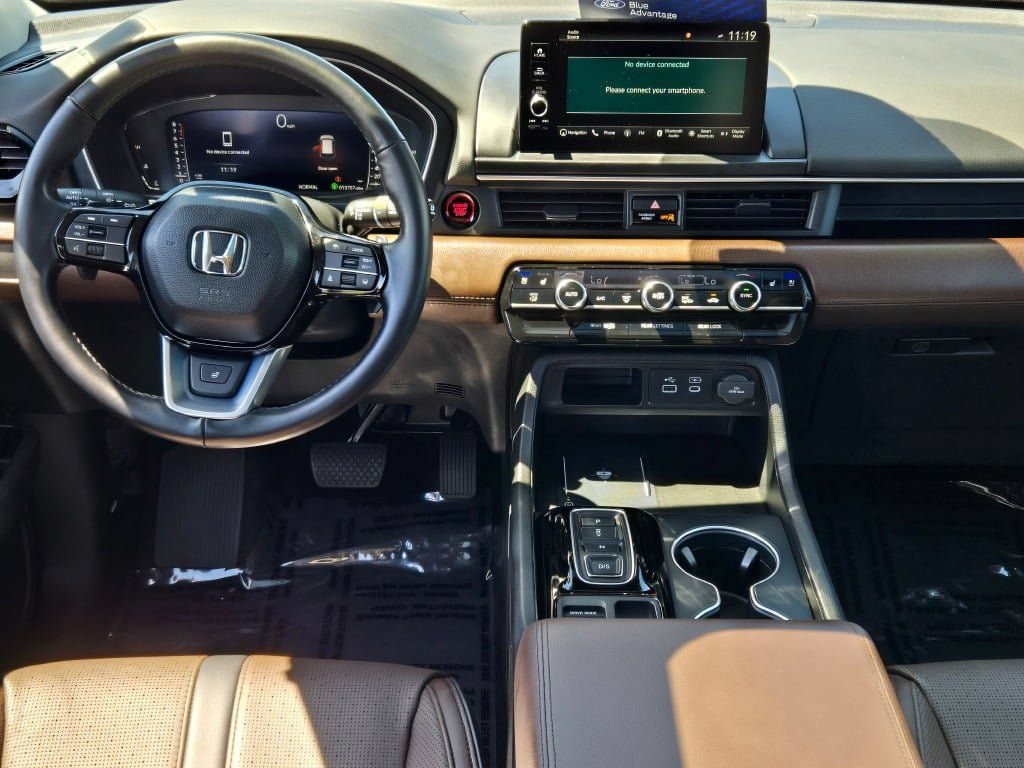 Used 2024 Honda Pilot Elite image 21