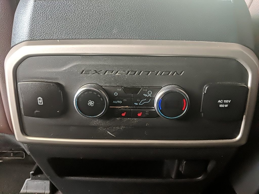 Certified 2023 Ford Expedition Limited image 17