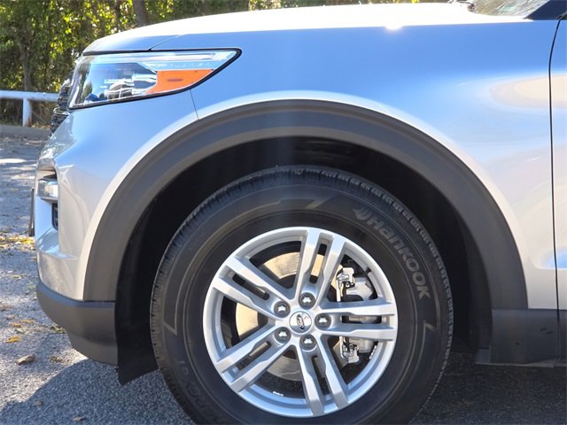 Certified 2024 Ford Explorer XLT w/ Equipment Group 202A image 5