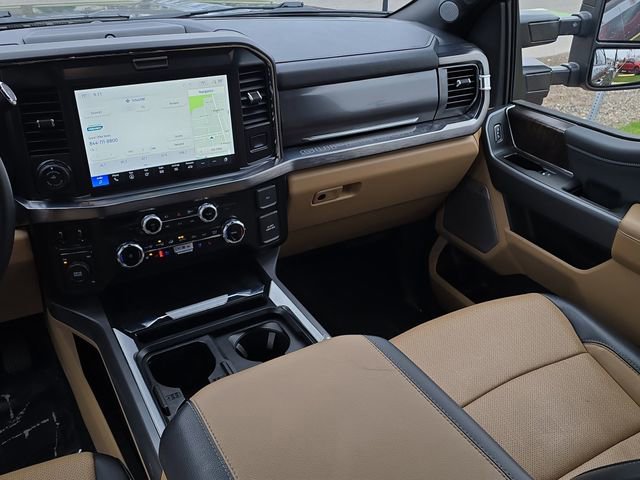 Certified 2025 Ford F350 Lariat w/ Lariat Ultimate Package AWD/4WD image 33