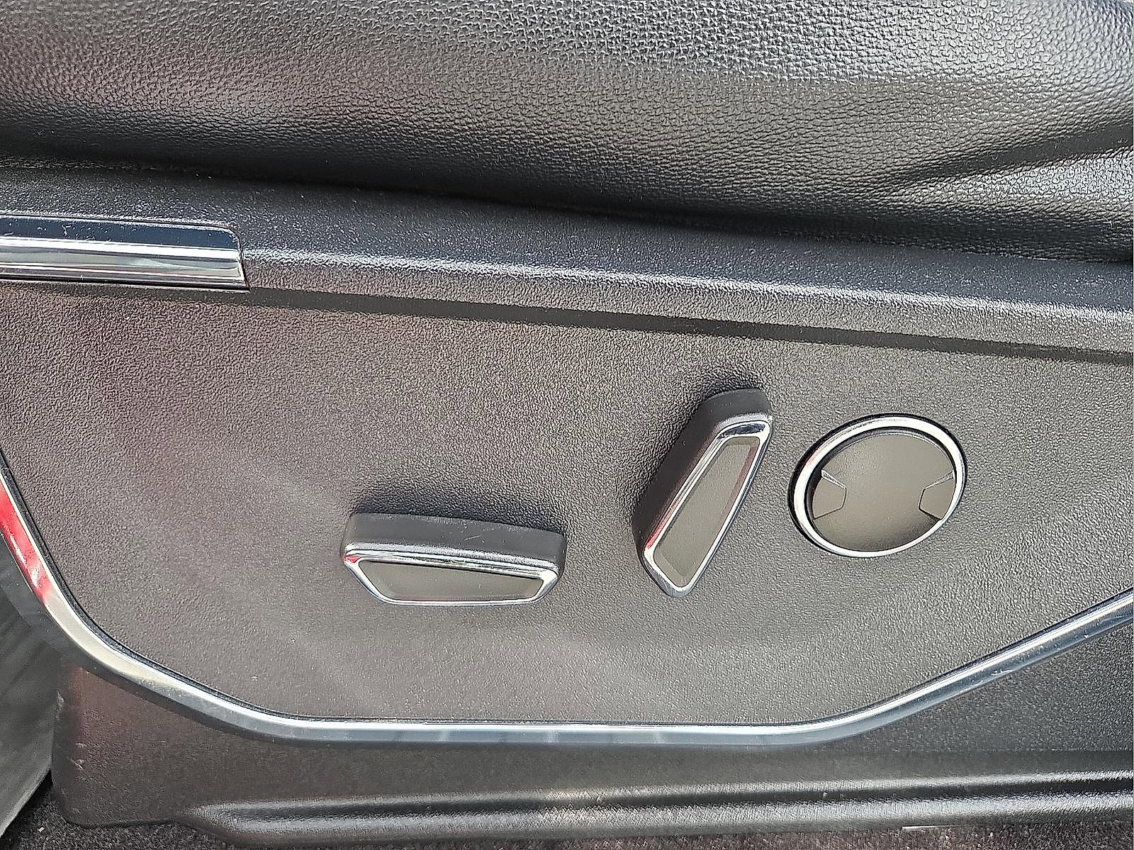 Certified 2022 Ford F150 Lariat w/ Equipment Group 502A High image 15