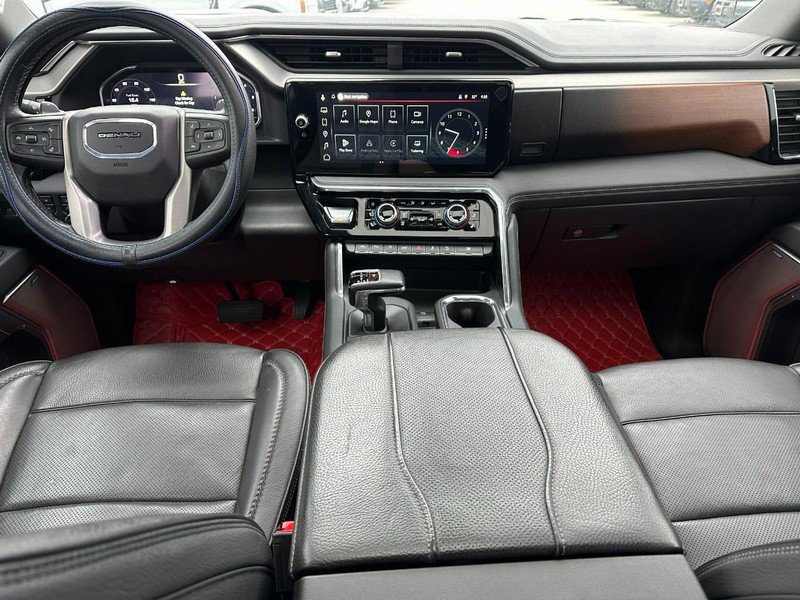 Used 2024 GMC Sierra 1500 Denali w/ Denali Reserve Package image 13