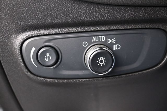 Used 2024 Chevrolet Equinox LT FWD image 25