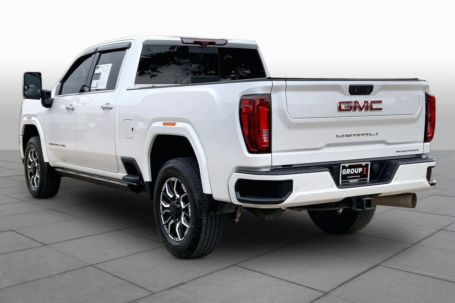 Used 2023 GMC Sierra 2500 Denali w/ Denali Ultimate Package AWD/4WD image 12