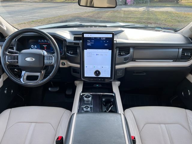 Certified 2023 Ford Expedition Platinum image 36