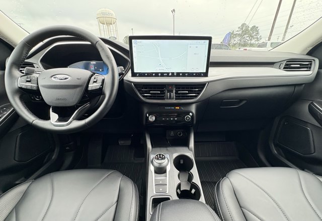 Certified 2025 Ford Escape Platinum w/ Premium Technology Package FWD image 13