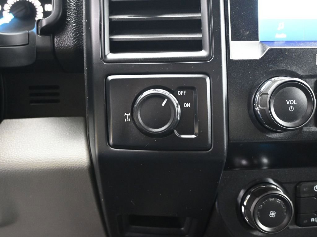 Certified 2019 Ford F150 XL w/ Equipment Group 101A Mid image 16