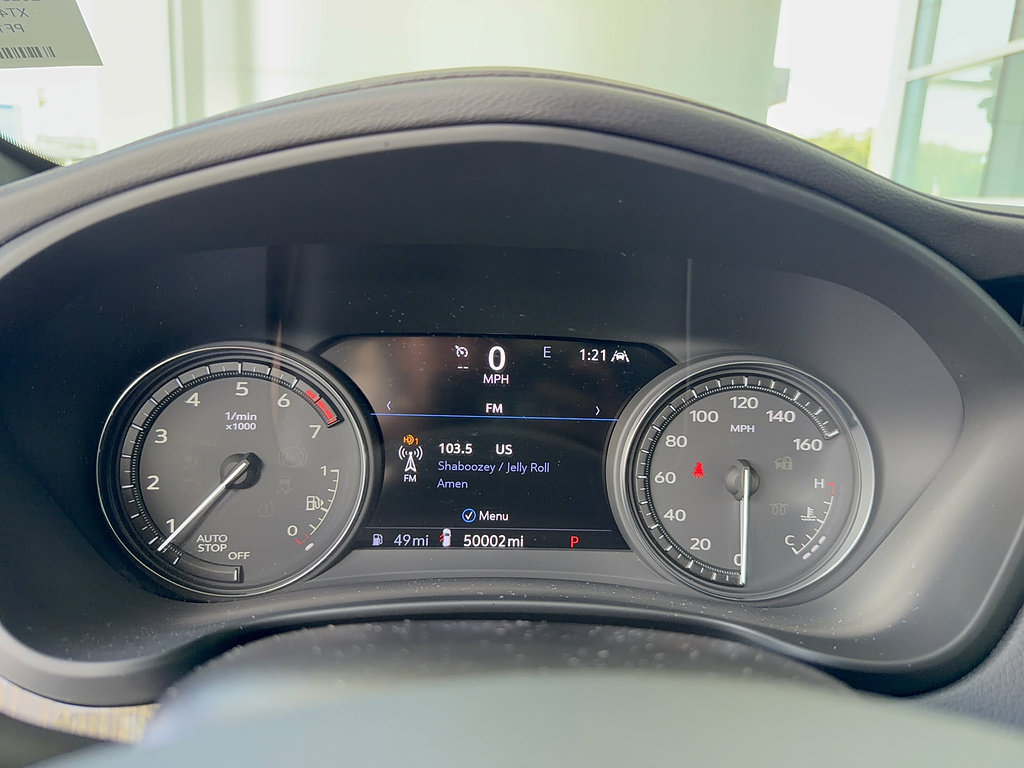 Used 2023 Cadillac XT4 Premium Luxury w/ Technology Package FWD image 15