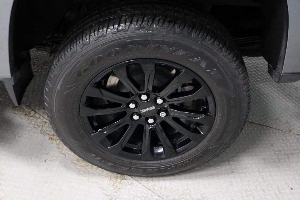 Used 2021 GMC Canyon Elevation w/ Driver Alert Package image 18