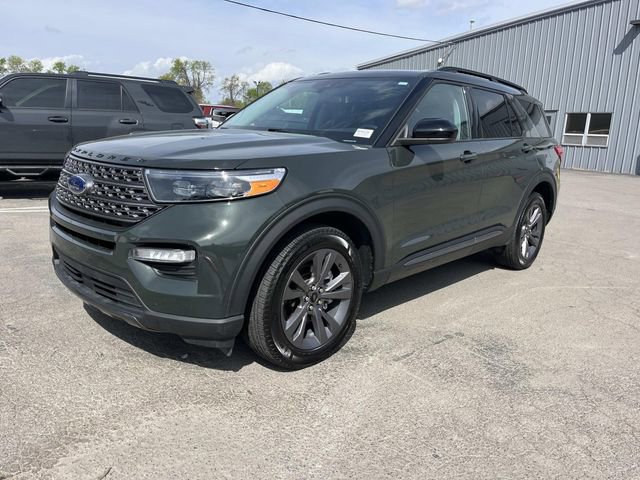 Certified 2024 Ford Explorer XLT w/ Equipment Group 202A image 7