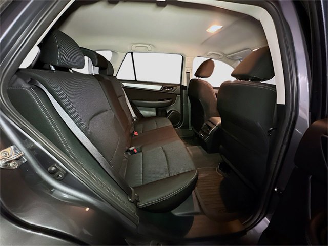 Used 2019 Subaru Outback 2.5i Premium image 21